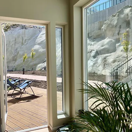 Brand-new 2025 Sunny Private Terrace - By The Sea Appartement