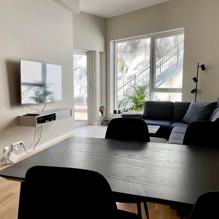 Apartament Brand-new 2025 Sunny Private Terrace - By The Sea